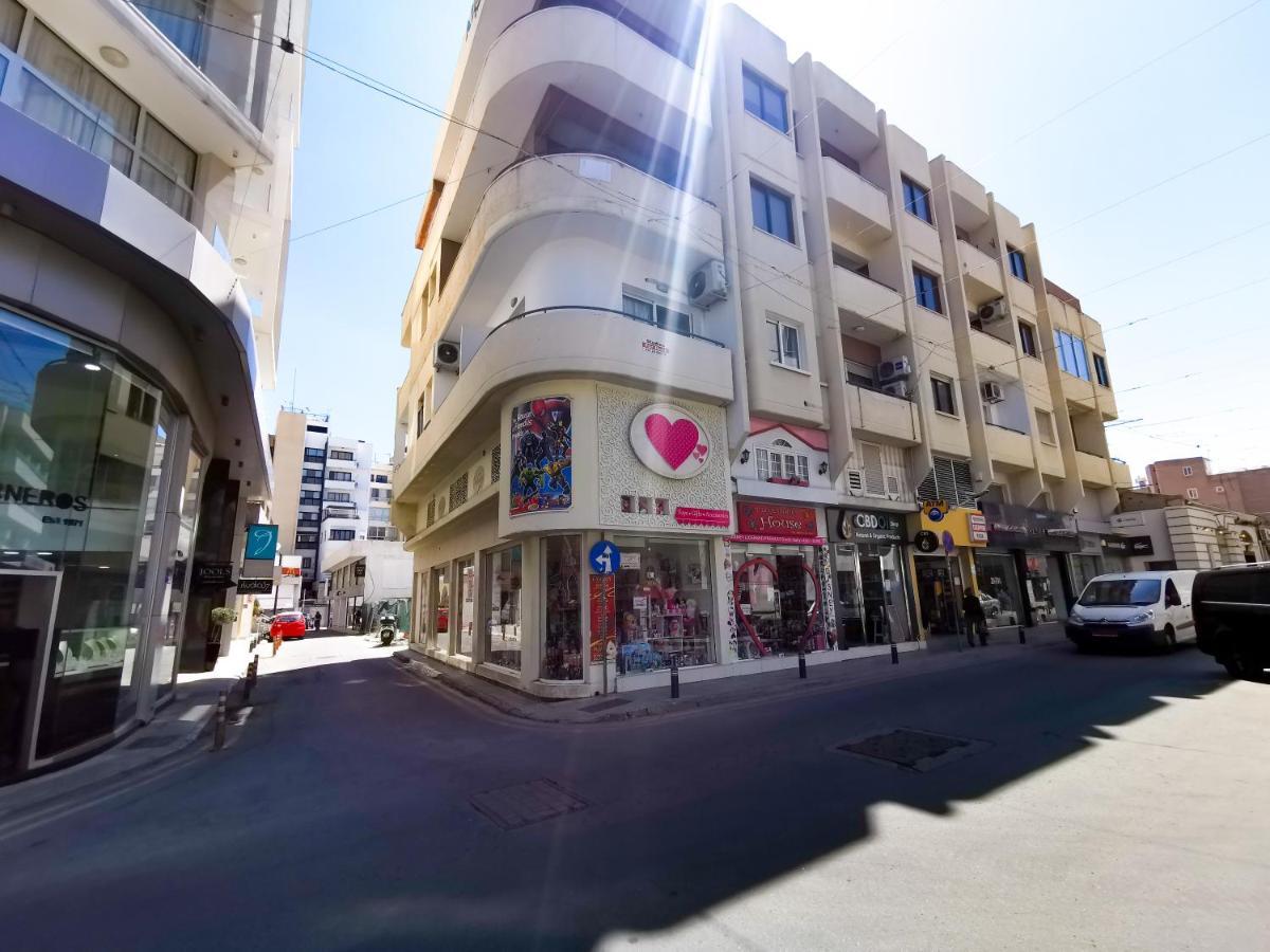 Beachy Keen City Apartment Larnaca Exterior photo